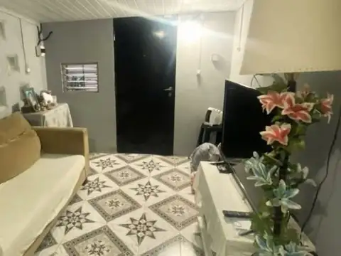 PH EN VENTA SARANDI 3 AMBIENTES