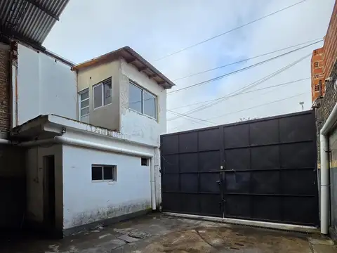 Galpon en Venta 8  mts Frente