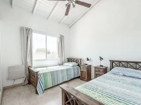 CASA VENTA 3AMB. CLUB DE C. SANTA CATALINA DORMI