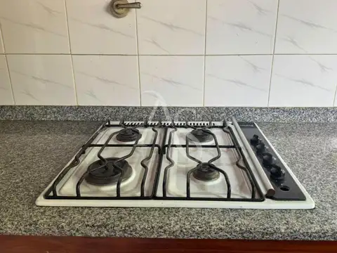 Casa en Alquiler con 1 cochera