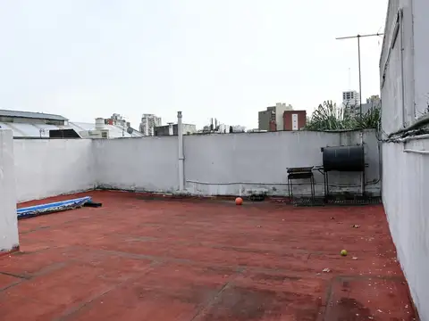 Depto Tipo Casa en Venta 50 años