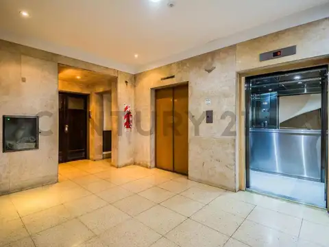 Oficina 4 ambientes con 1 baño