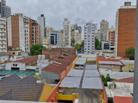 Departamento en Alquiler en Lomas De Zamora, $ 600.000