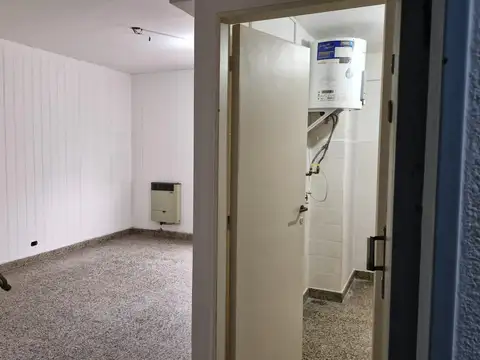 Alquiler 2 ambientes cómodos al frente