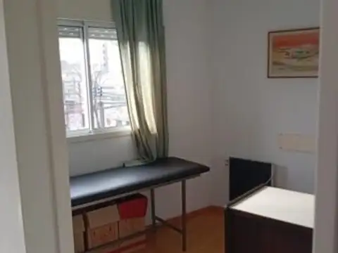 Oficina 3 ambientes con 1 baño