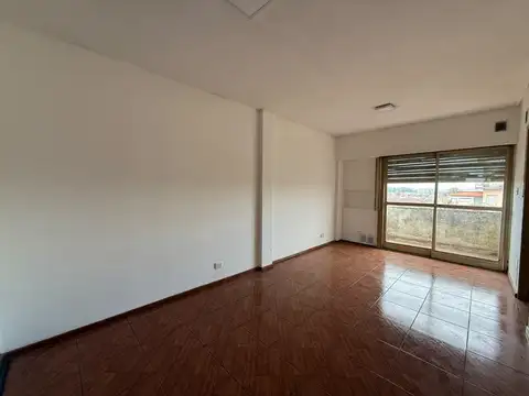 VENTA/ PERMUTA- Departamento de 1 dormitorio con balcón - Cañada de Gómez