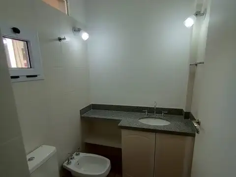 Departamento en Alquiler con 1 cocheras