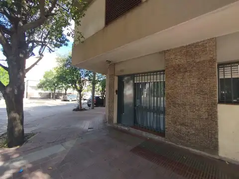 ALQUILER OFICINA PB SIN EXPENSAS