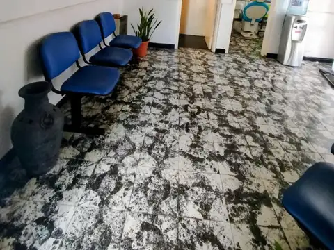 Oficina 2 ambientes con 1 baño