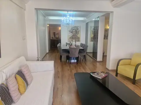 Venta - 4 ambientes contrafrente   espacio guardacoches - Barrio Norte