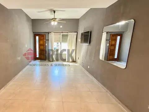 Depto Tipo Casa en Alquiler de 3 ambientes