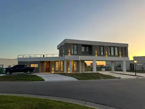 LCF VENTA CASA 5 AMBIENTES SAN SEBASTIAN ESCOBAR PILAR