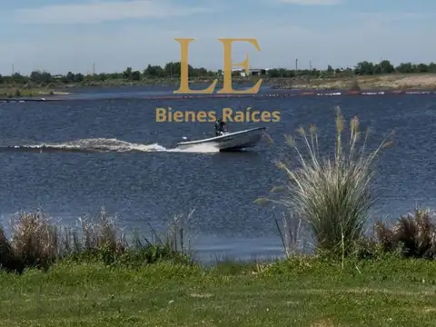 VENTA LOTE BARRIO NAÚTICO