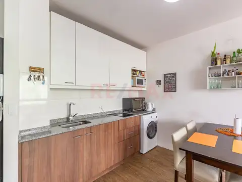 Avenida Juan De Garay 300