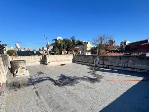 Depto Tipo Casa en Venta con 1 cocheras