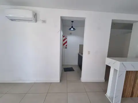 Oficina y Local en Zaduh.