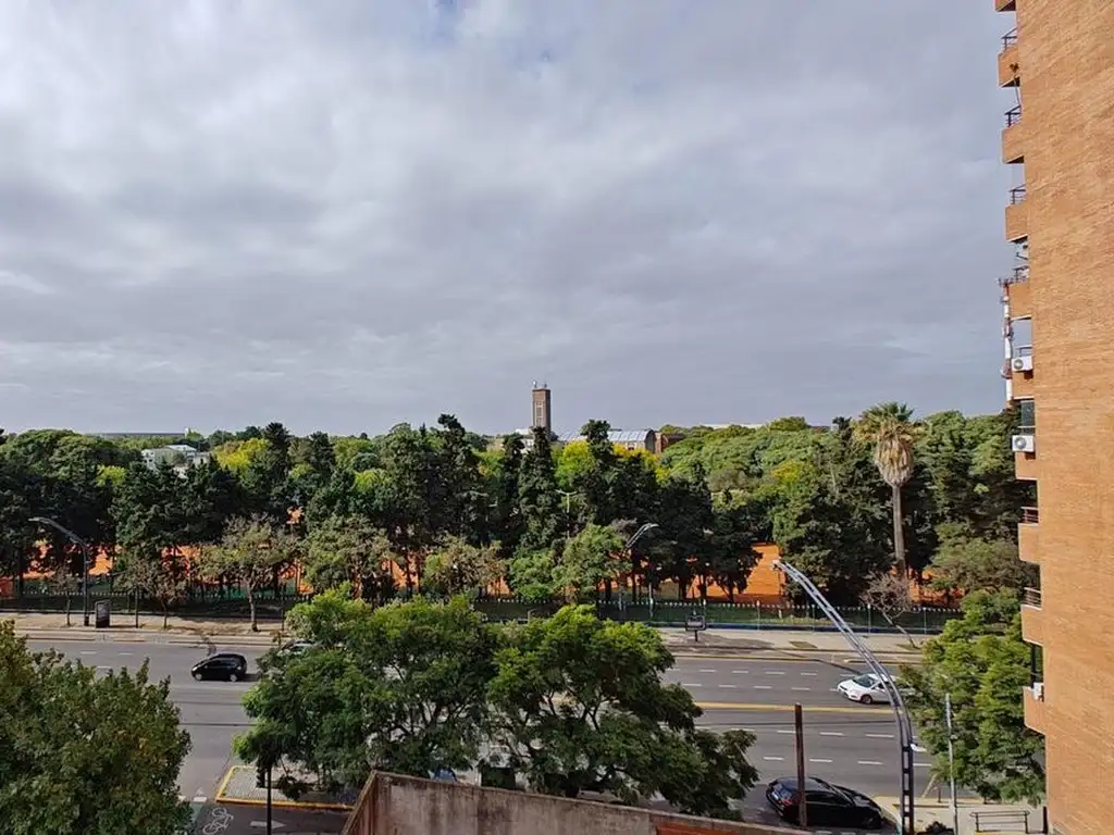 Arribeños 3600
