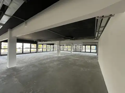 Oficinas en Alquiler sobre Panamericana