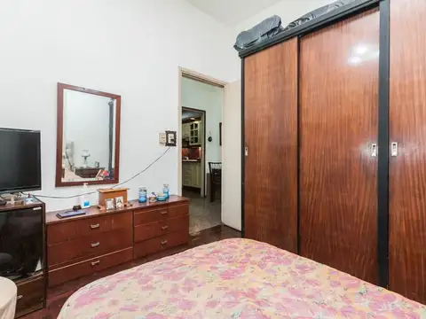 Dpto 4 AMB al frente vista a Mitre APTO CREDITO