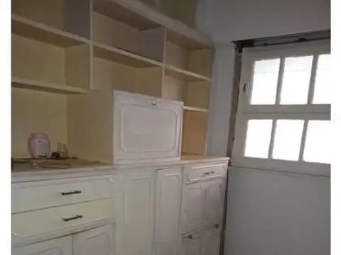 Casa 2 ambientes con 1 baño