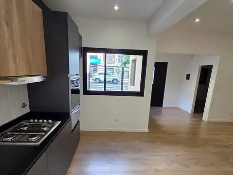 Casa 3 ambientes con 1 baño