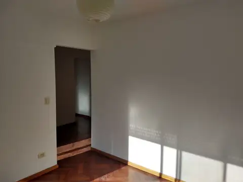 Av. Rivadavia y Nicasio Oroño