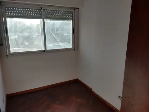 Depto Tipo Casa en Alquiler 50 años