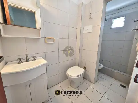 3 Ambientes con Patio Uso Comercial Profesional J.L.Suárez