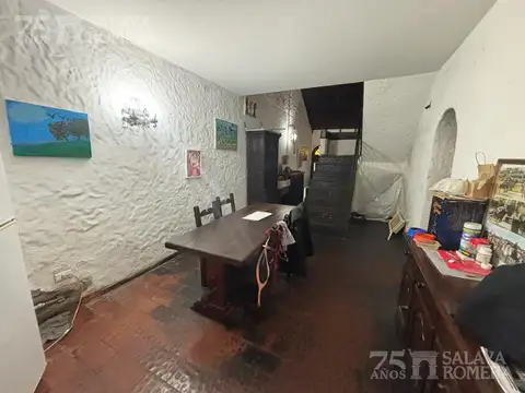 Casa 5 ambientes con 2 baños
