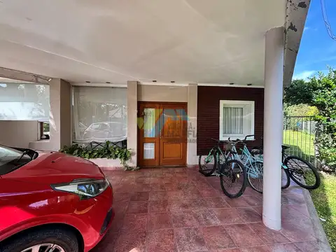 Casa 7 ambientes con 7 baños