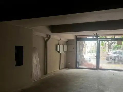 Ibera 2800 Mono ambiente con terraza propia. Cochera