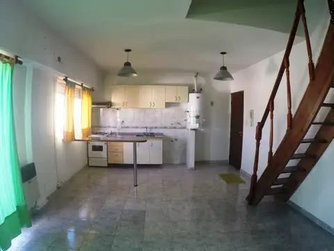 VENTA MONOAMBIENTE EN CIUDAD. MADERO. OPORTUNIDAD!