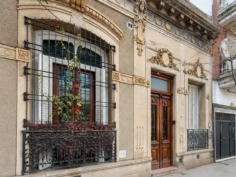 Acevedo e/Jufré y Lerma- Villa Crespo- Casa Lote Propio