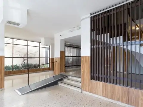 Avenida Escalada 1000