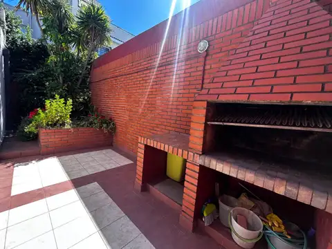 Depto Tipo Casa en Venta de 4 ambientes
