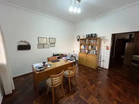 Depto Tipo Casa 6 ambientes con 1 baño