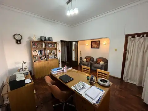 Depto Tipo Casa en Venta con 1 cocheras