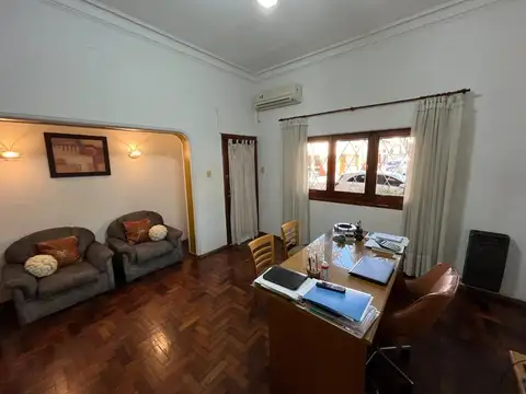 Depto Tipo Casa en Venta 52 años