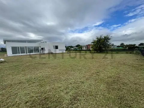 Casa en Venta en Valle del Golf, USD 165.000