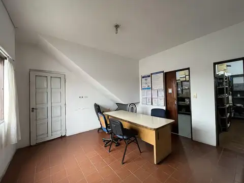oportunidad! Depósito en venta en Morón 200 metros zonificación industrial