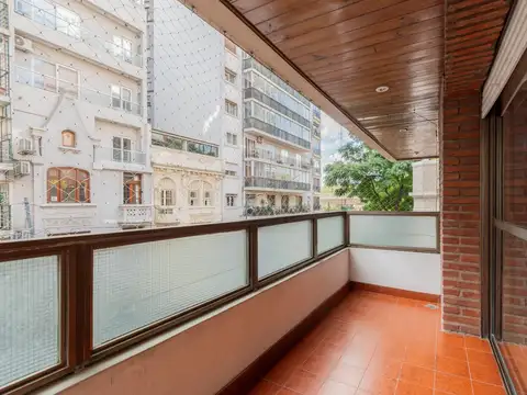 Departamento en Venta con 2 cocheras