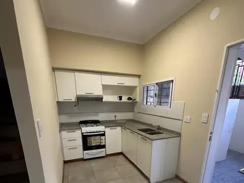 Depto Tipo Casa en Alquiler en Olivos, $ 1.500.000