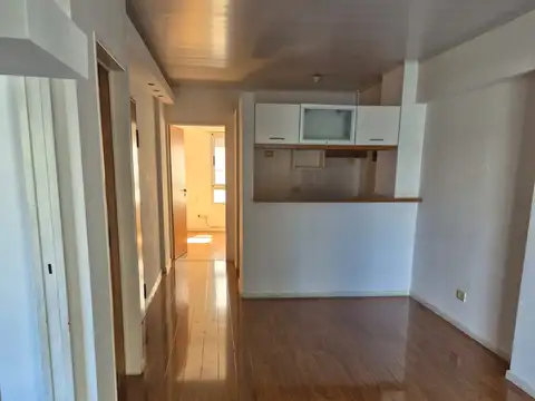 Terrero 100, Piso 2