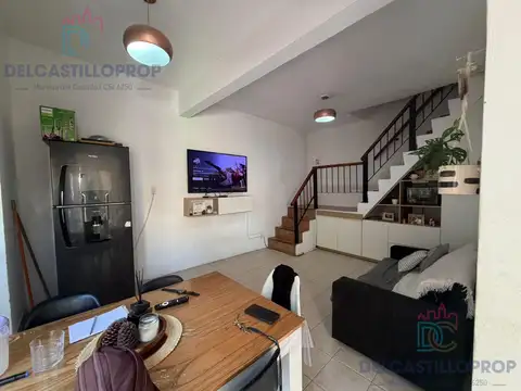 Depto Tipo Casa en Venta de 3 dormitorios