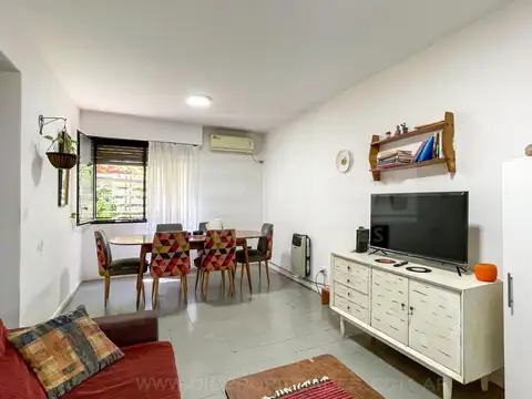 Estomba  al 4300 Entre Correa y Ruiz Huidobro