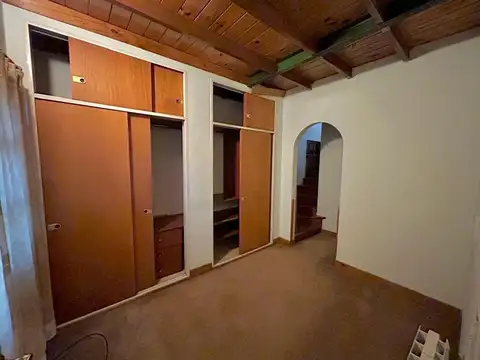 Casa 6 ambientes con 3 baños