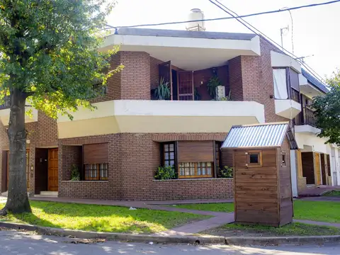 Casa en  Alberdi