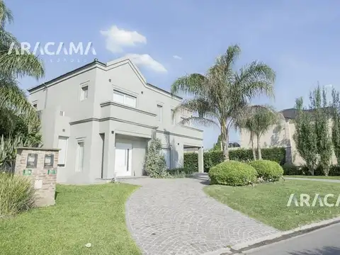 Casa en Venta en El Rocio, USD 550.000