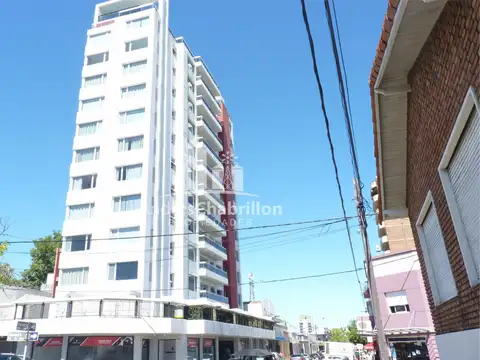 Sarmiento y Saavedra 100
