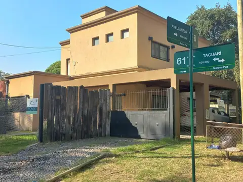 Hermosa y moderna casa en venta, Marcos Paz